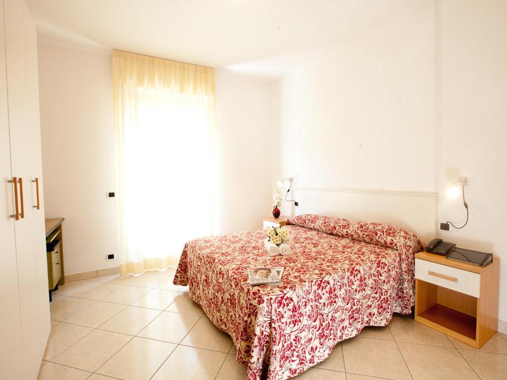 Residence La Guirita Tortoreto Oda fotoğraf